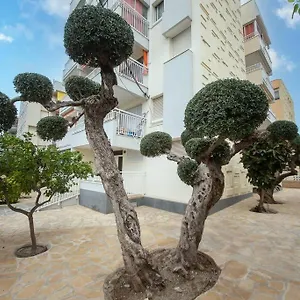 https://apartamento-bro-mar.top-hotels-tarragona.com